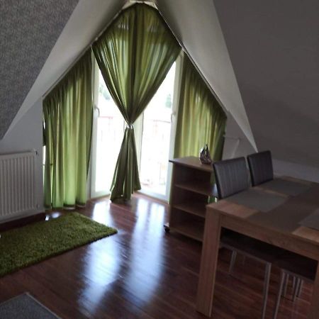 Tahiti Apartman ハイデゥソボスロー エクステリア 写真
