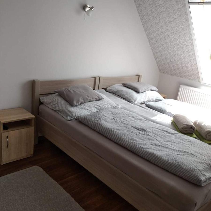 Tahiti Apartman ハイデゥソボスロー エクステリア 写真